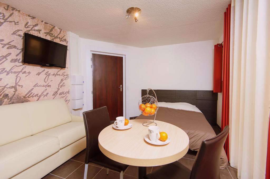 Villa Serafina Apartements Nice Phòng bức ảnh